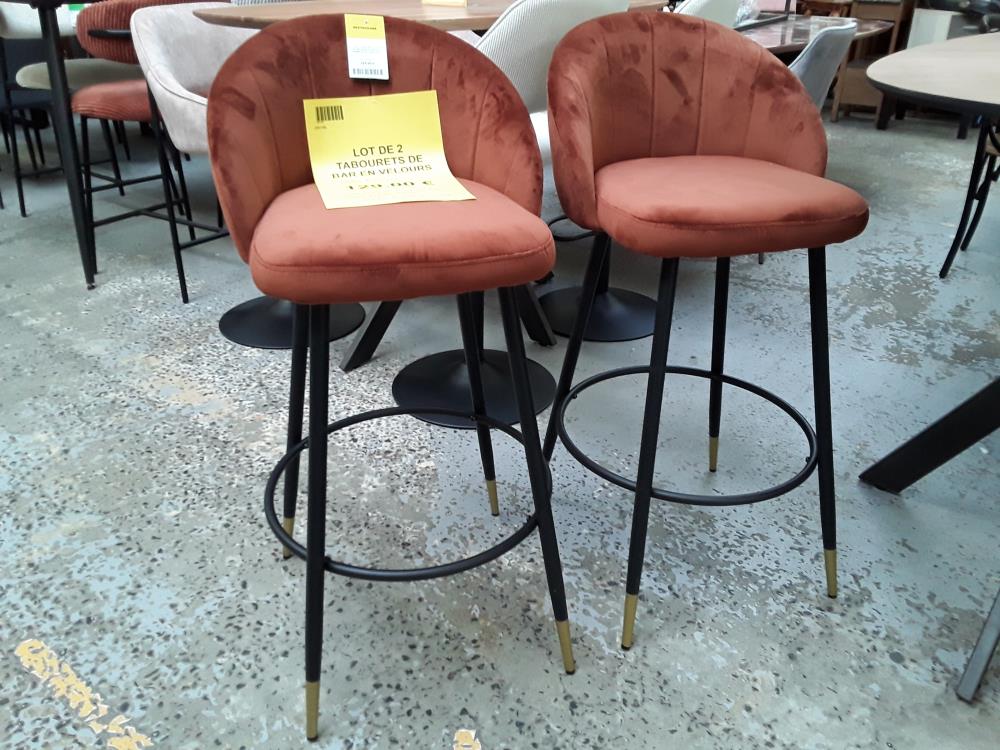 LOT DE 2 TABOURETS DE BAR EN VELOURS ET MÉTAL - TERRACOTTA - /DESTOCK