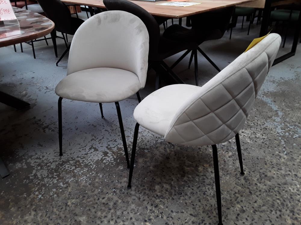 LOT DE 2 CHAISES - VELOURS ET ACIER INOXYDABLE DORÉ - BEIGE - /DESTOCK 