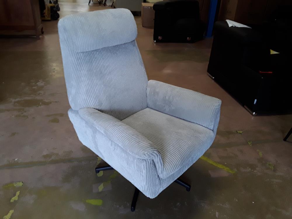 FAUTEUIL GRIS VELOUR 