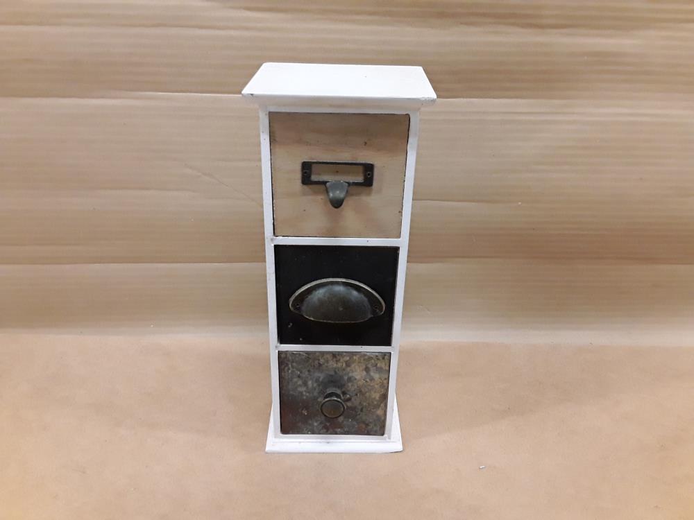 PETIT MEUBLE 3 TIROIRS 