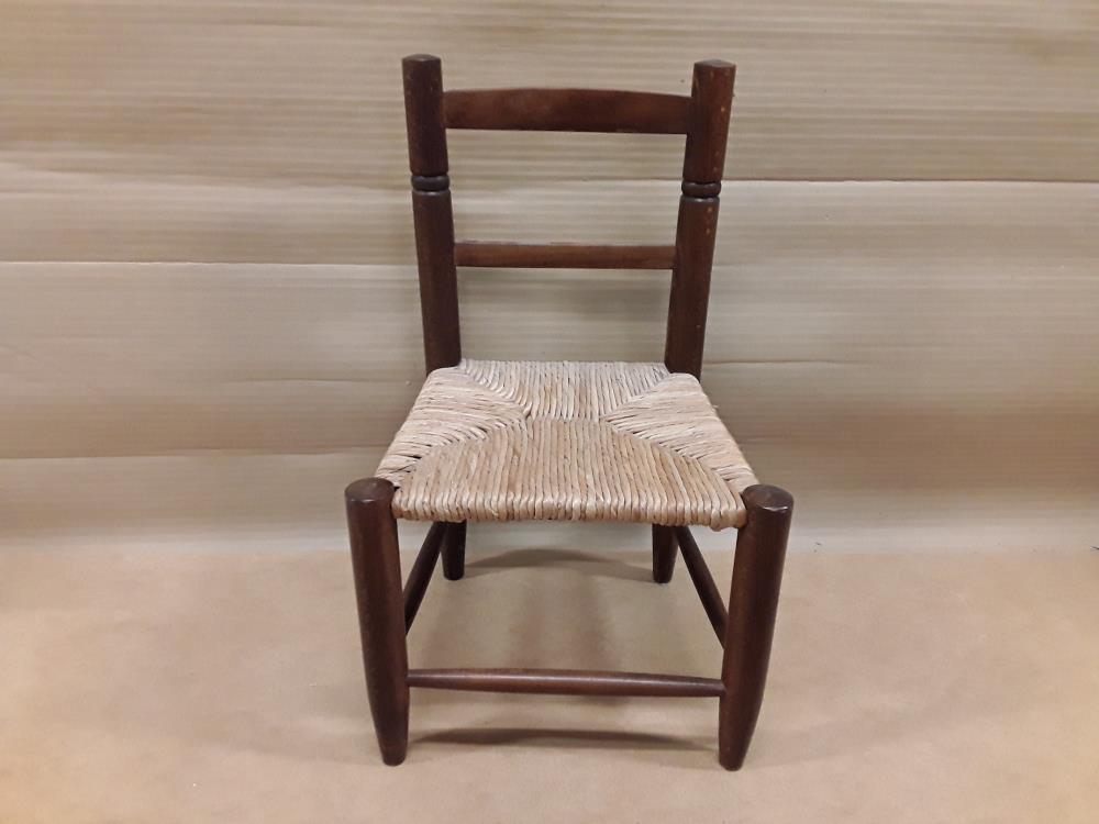 PETITE CHAISE PAILLEE 