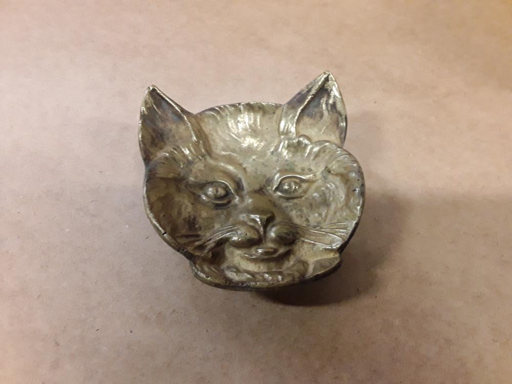 CENDRUER CHAT LAITON 