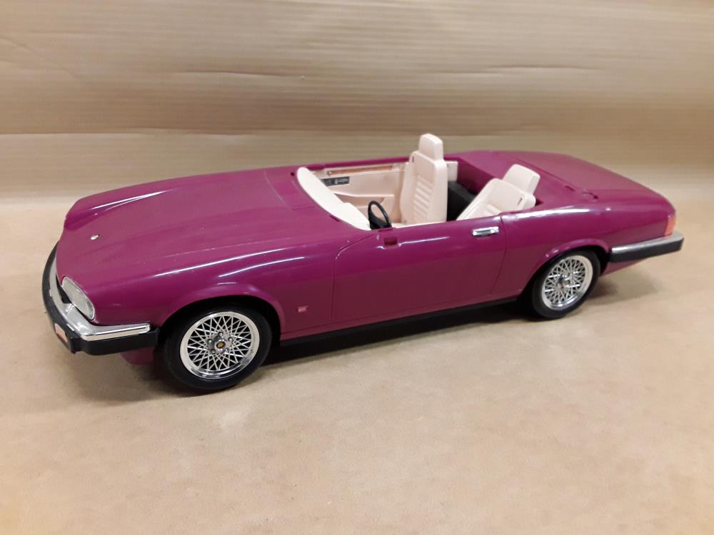 VEHICULE BARBIE MATTEL 1991