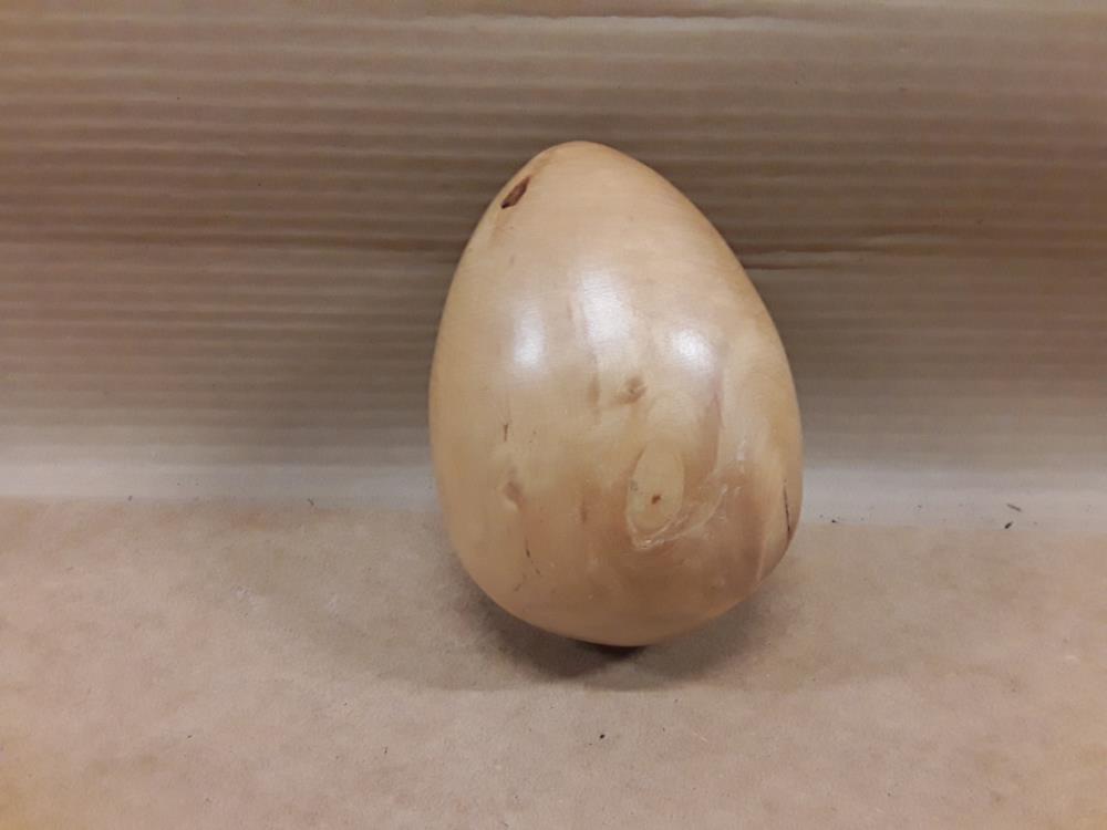 OEUF EN BOIS