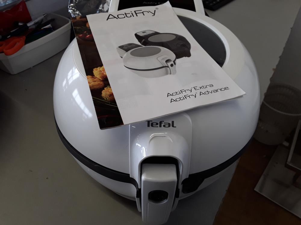 TEFAL ACTIFRY EXTRA + ACCE PLACARD