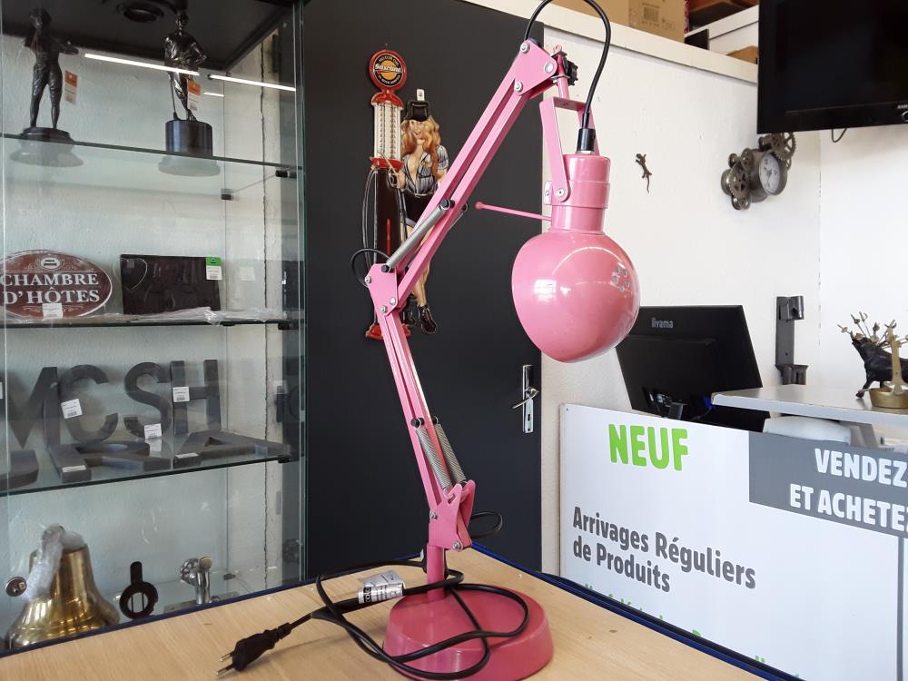 LAMPE DE BUREAU ROSE