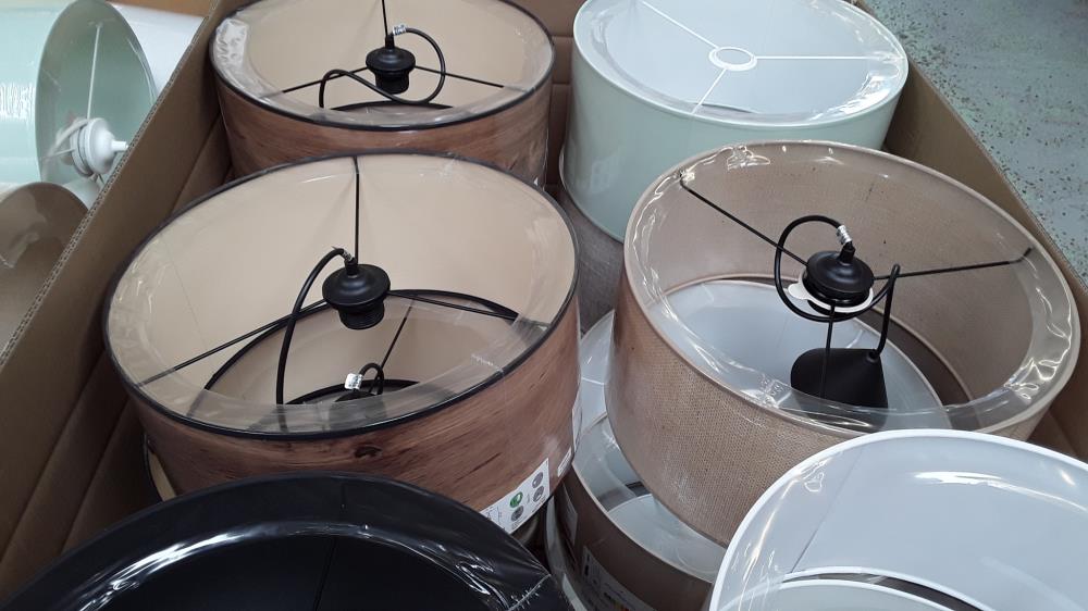 SUSPENSION DIVERS COULEUR D38CM/H19CM /DESTOCK 