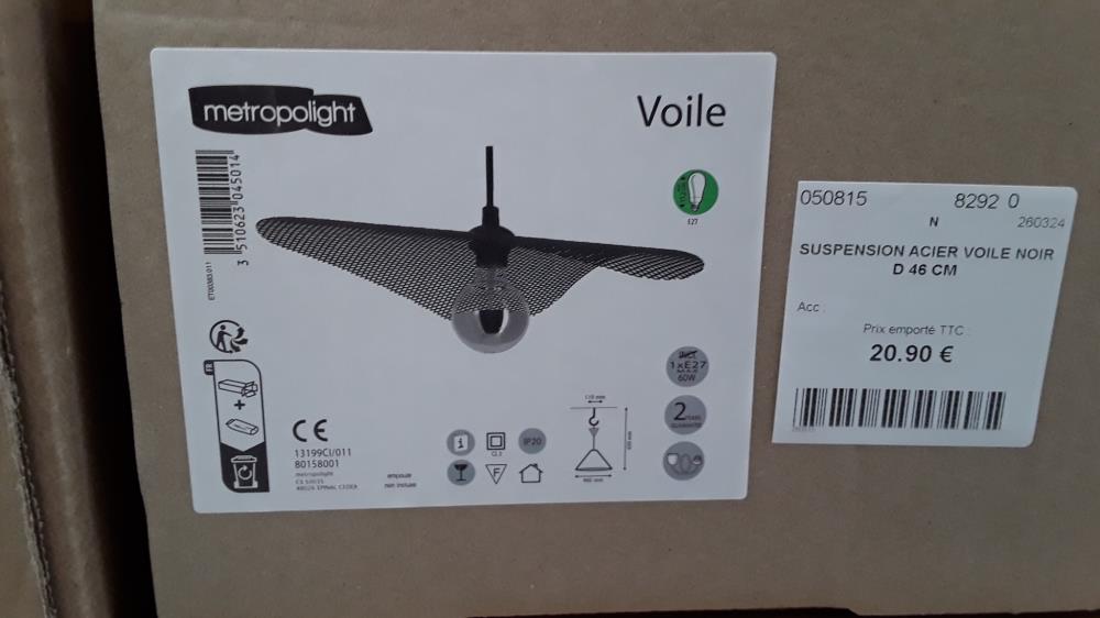 SUSPENSION ACIER VOILE NOIR D 46 CM 