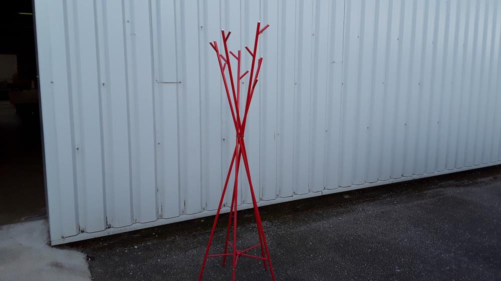 PORTE MANTEAU ROUGE