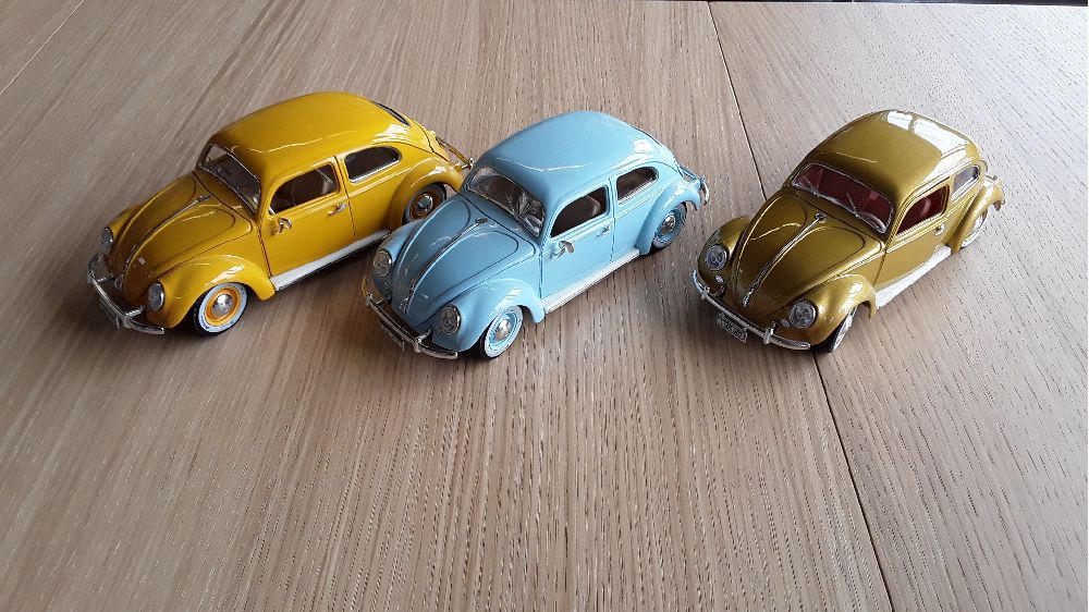 BURAGO 1:18 BEETLE 1955