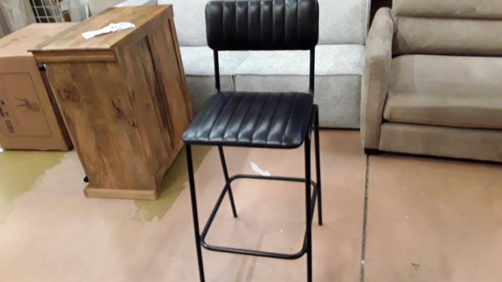 TABOURET DE BAR 