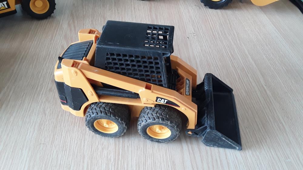 JOUET BRUDER PETIT MODÈLE 