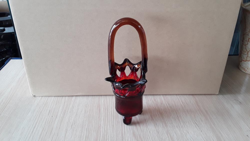 PANIER EN VERRE STYLE  MURANO