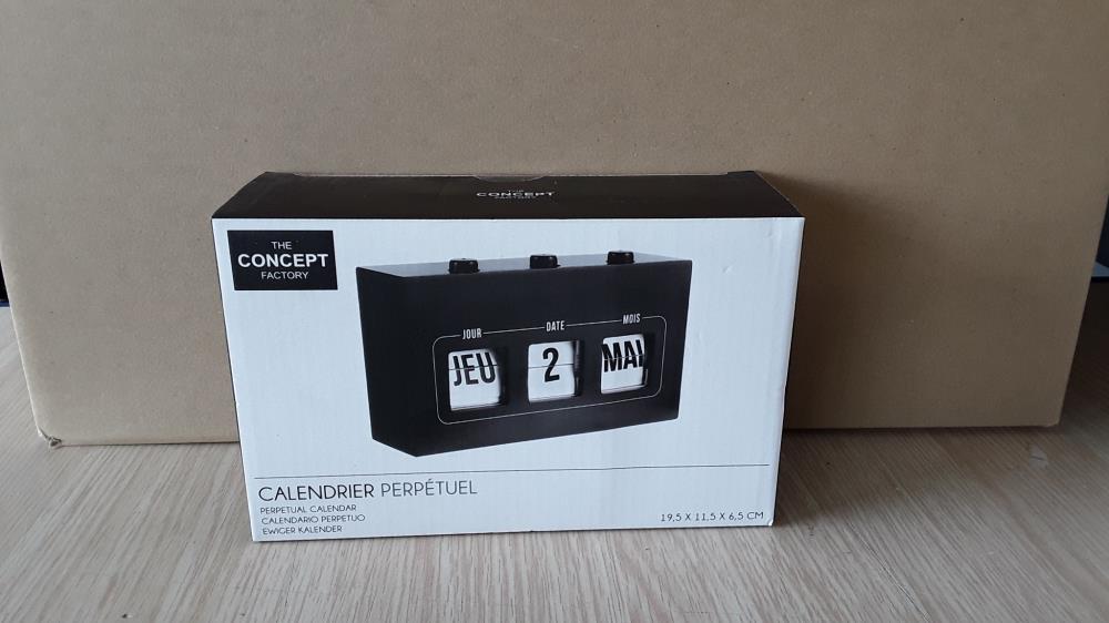 CALENDRIER PERPÉTUEL 