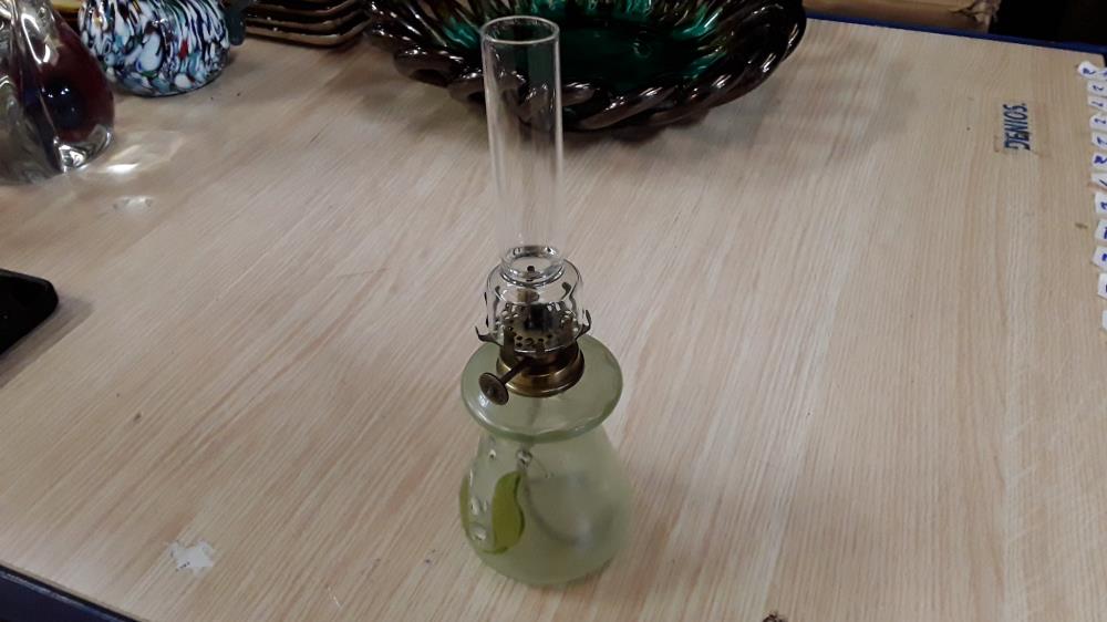 PETITE LAMPE ANCIENNE 
