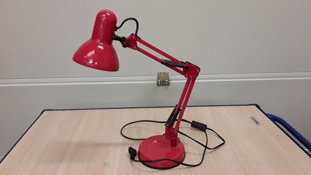 LAMPE DE BUREAU ROUGE