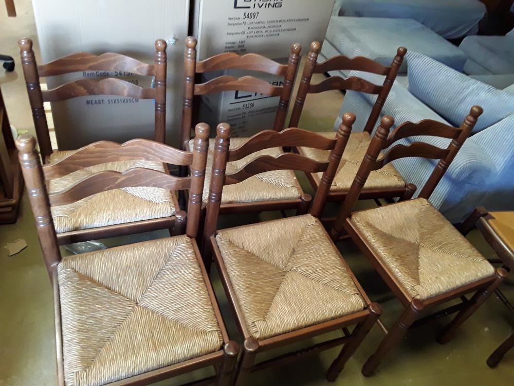 LOT 6 CHAISES CUISINE  PAILLEE 