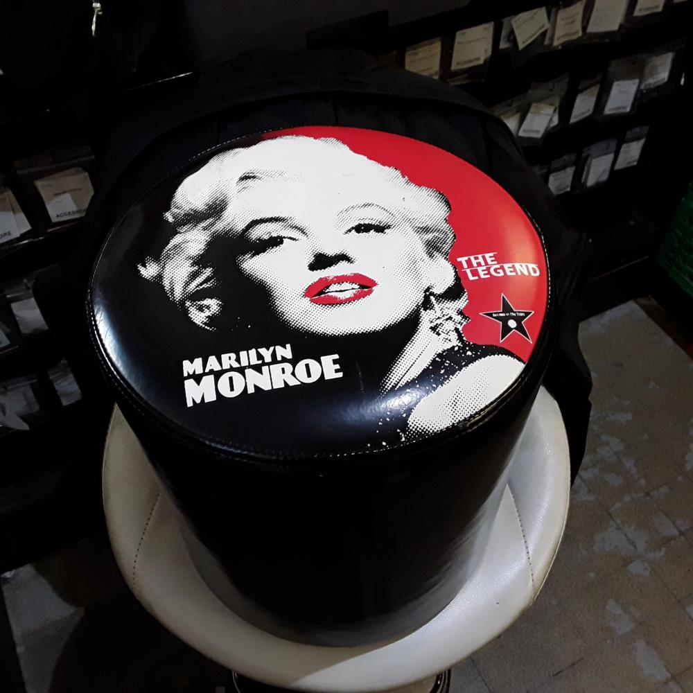 POUFFE MARILYN 