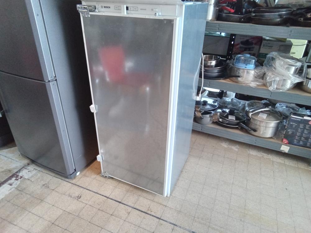 FRIGO BOSCH ENCASTRABLE NEUF