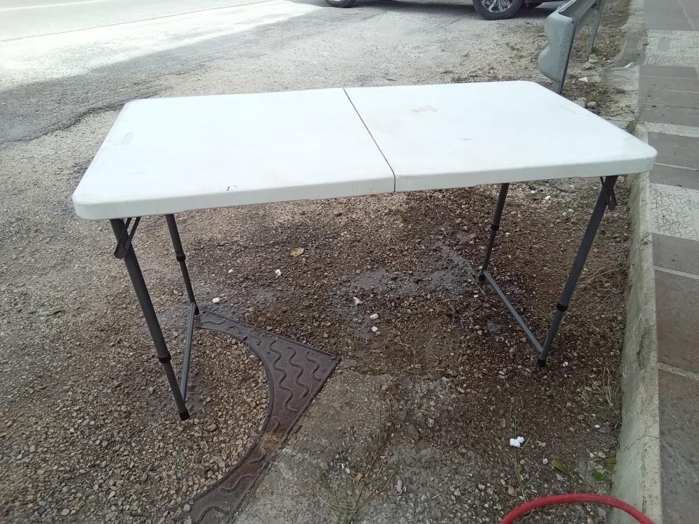 TABLE PLIANTE PETIT MODELE