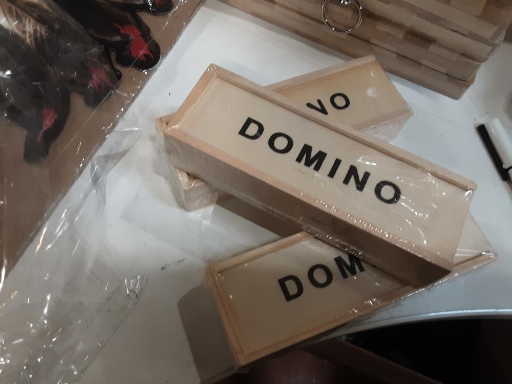 JEU DOMINO