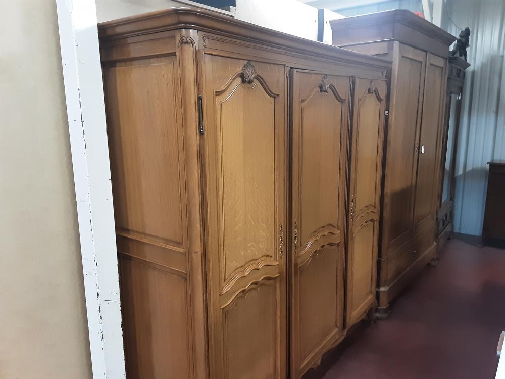 ARMOIRE 3PP CHENE CLAIR 