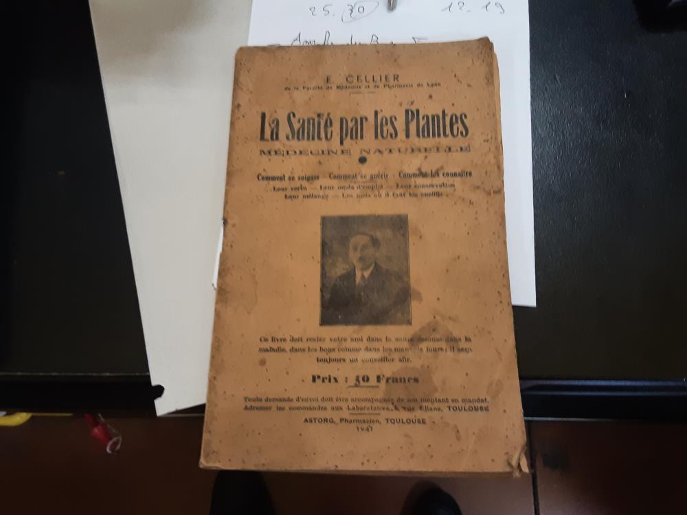 LA SANTR PAR LES PLANTES DE E CELLIER 