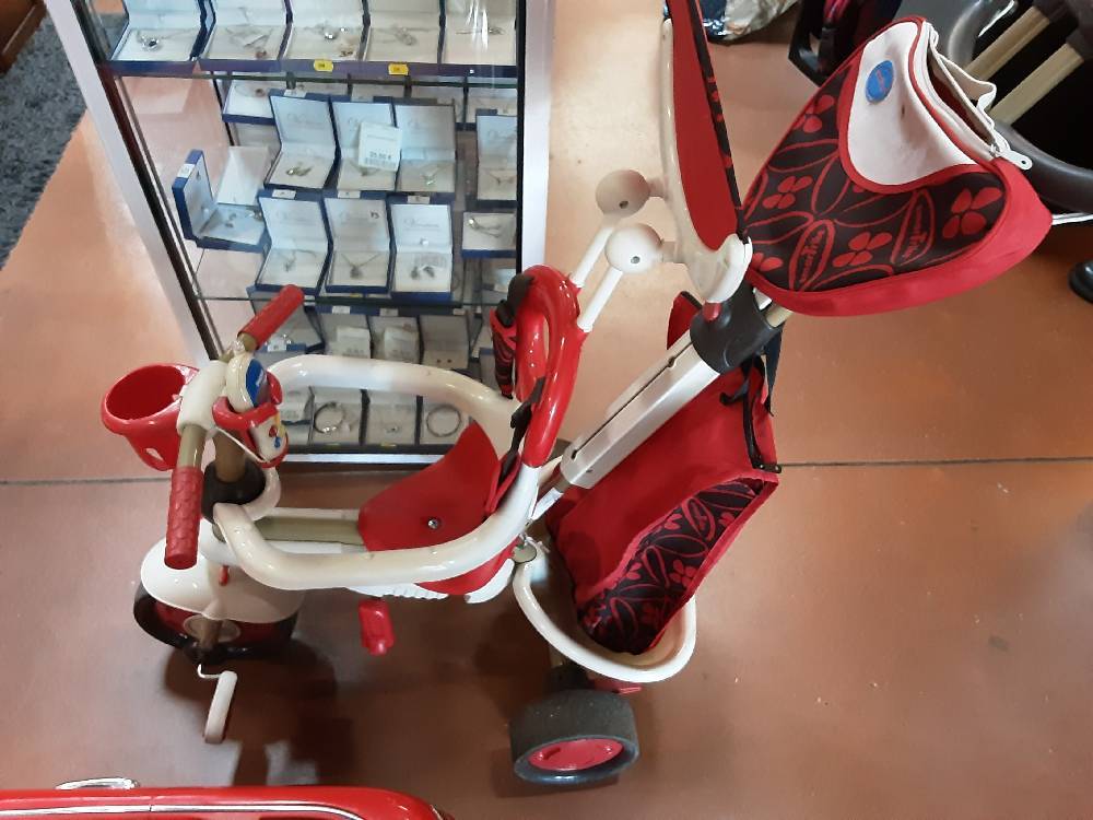 VÉLO ENFANT ROUGE SMARTTRIKE