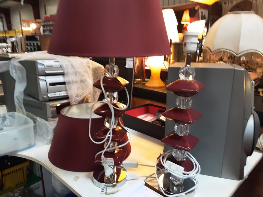 LAMPE DE CHEVET ROUGE /VERRE 