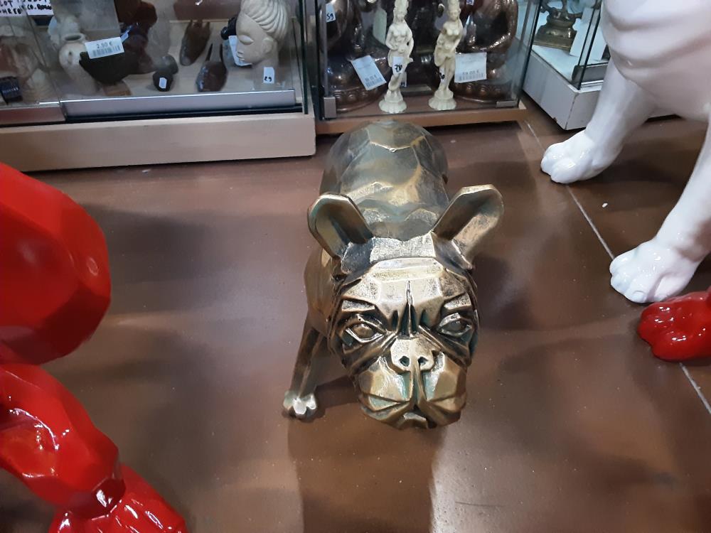 FIGURINE CHIEN BULLDOG