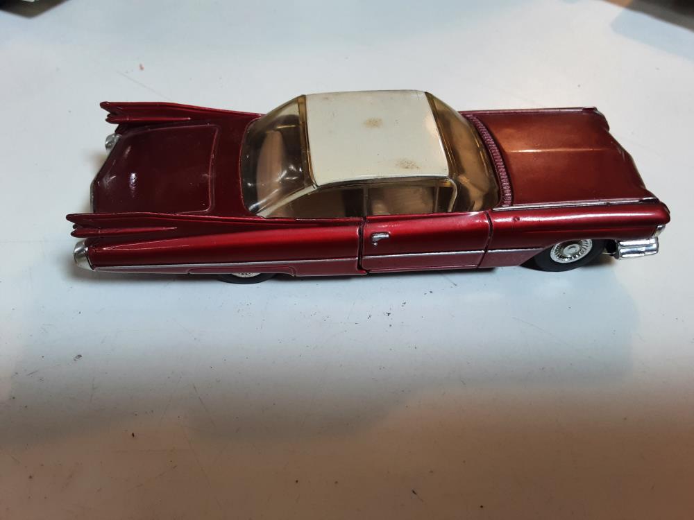 CADILLAC DINKY MATCHBOX