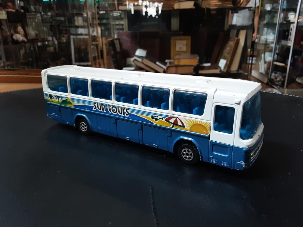 BUS BLEU/BLANC MAJORETTE