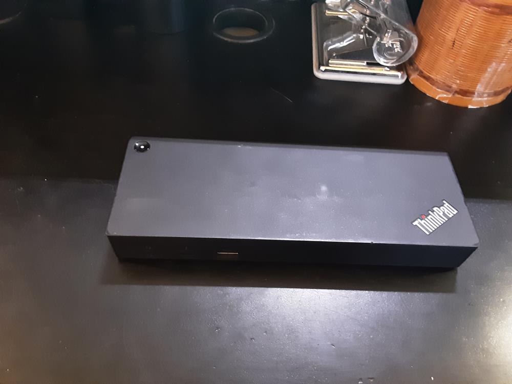 THINKPAD THUNDERBOLT 3 INTERFACE EXTERNE 