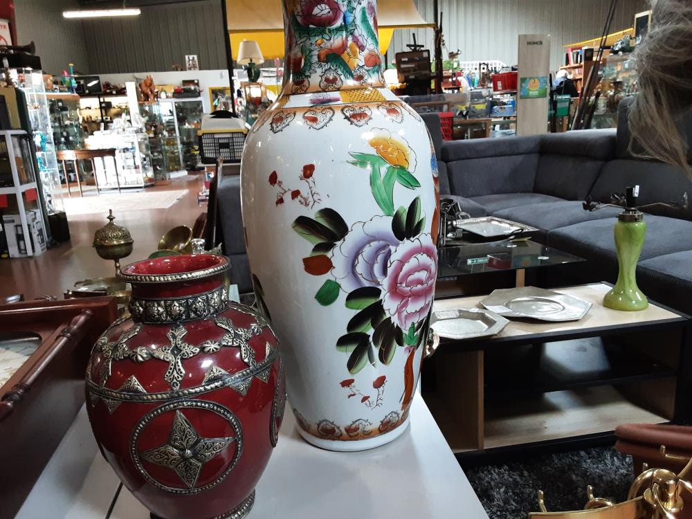 VASE ASIATIQUE 