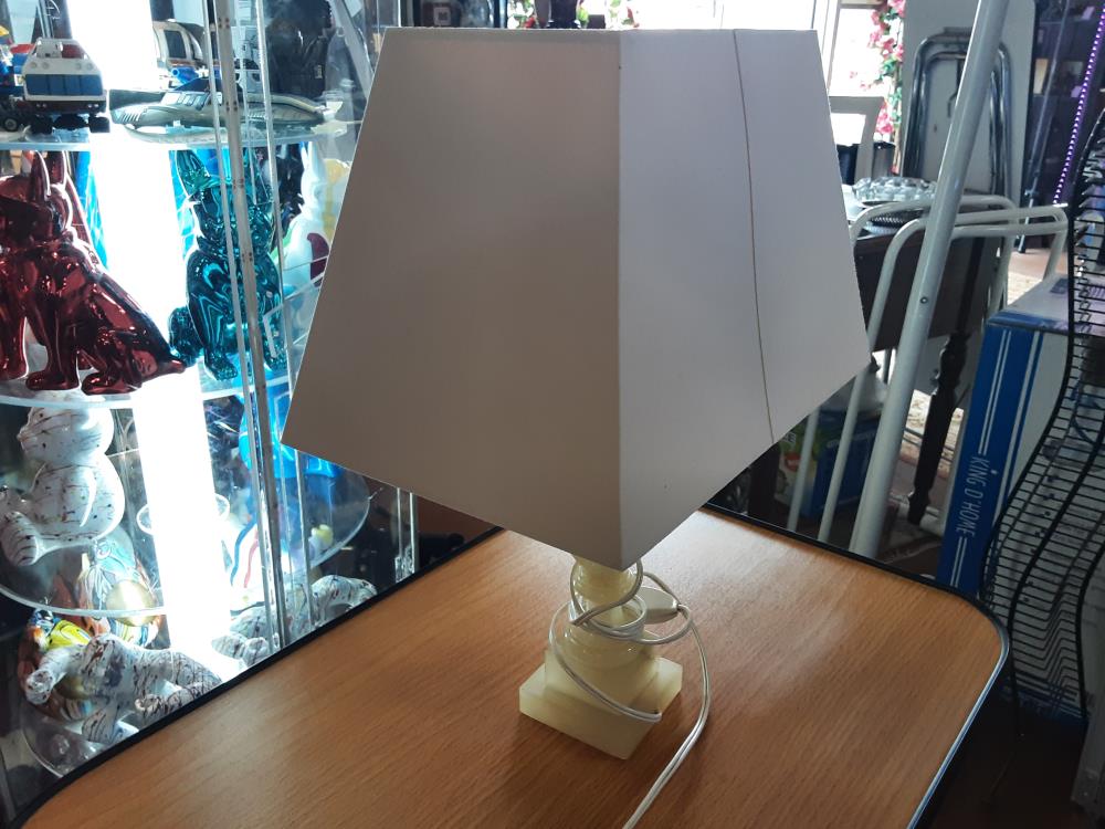 LAMPE PM PIED ONIX 