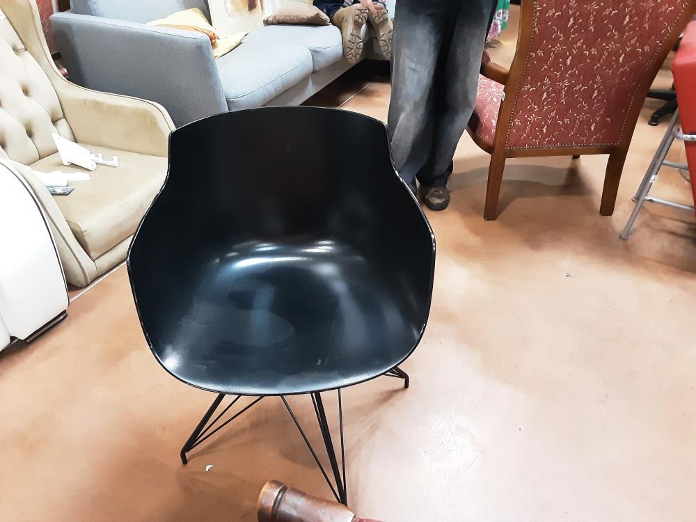 FAUTEUIL NOIR PIVOTANT MAF FLOW ITALIE