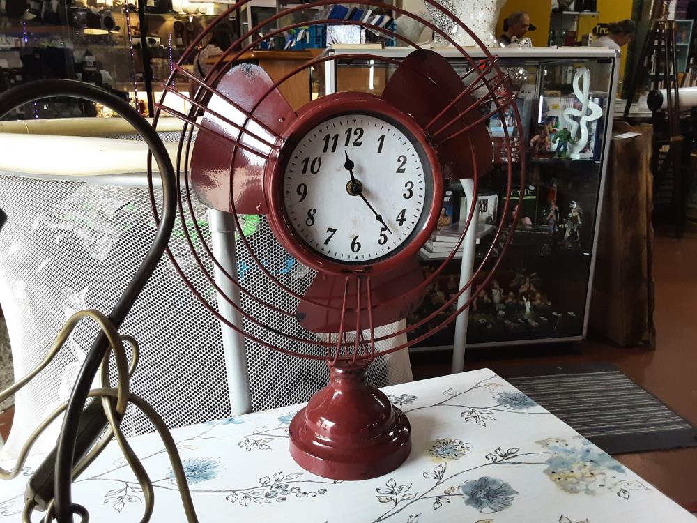 HORLOGE VENTILATEUR ROUGE 