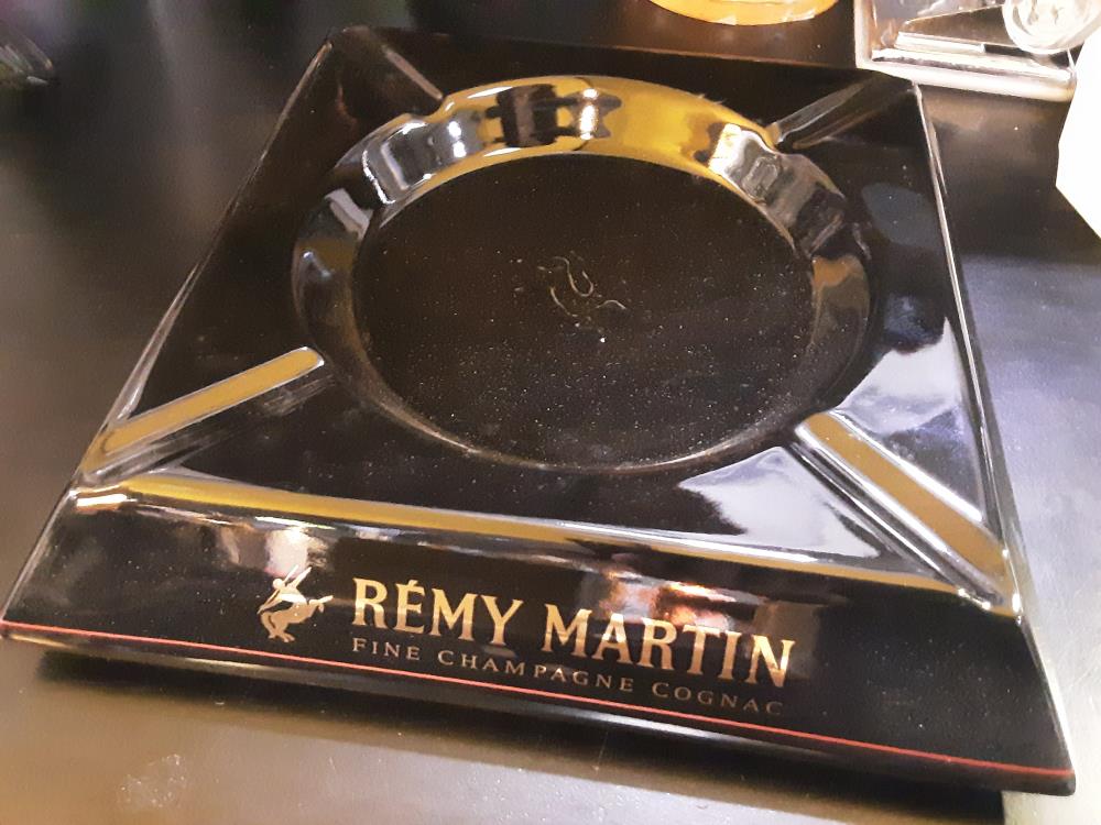 CENDRIER REMY MARTIN