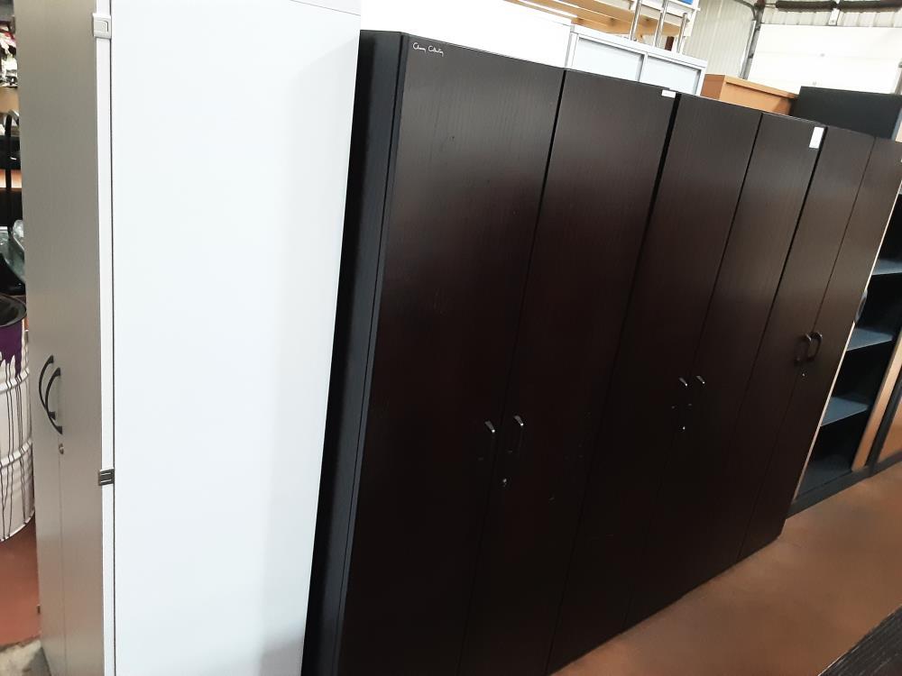 ARMOIRE BOIS FONCÉ 2PP +CLÉ’