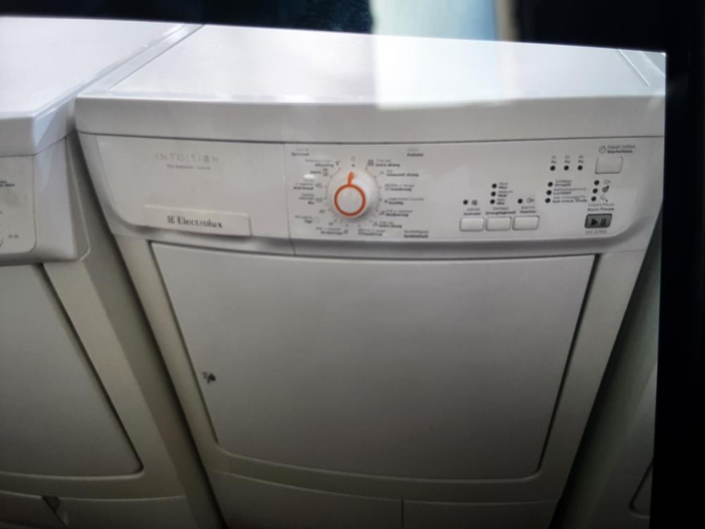 SECHE LINGE ELECTROLUX 7KG 