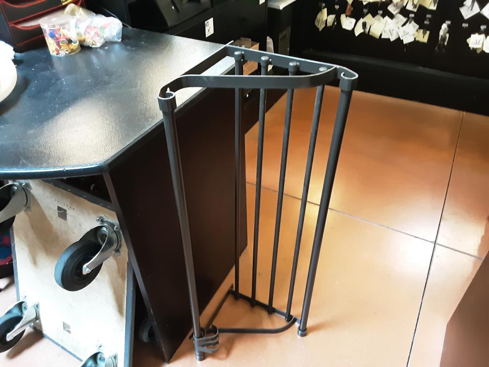 ETAGERE METAL