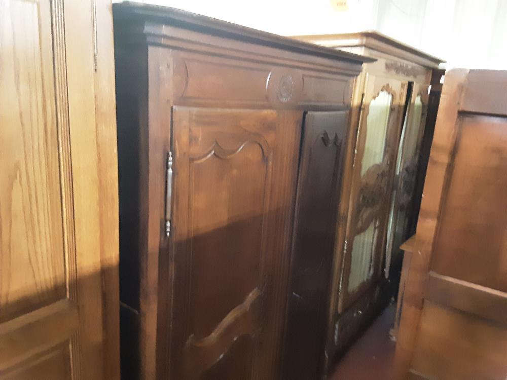 ARMOIRE BOIS FONCÉ 2 P 