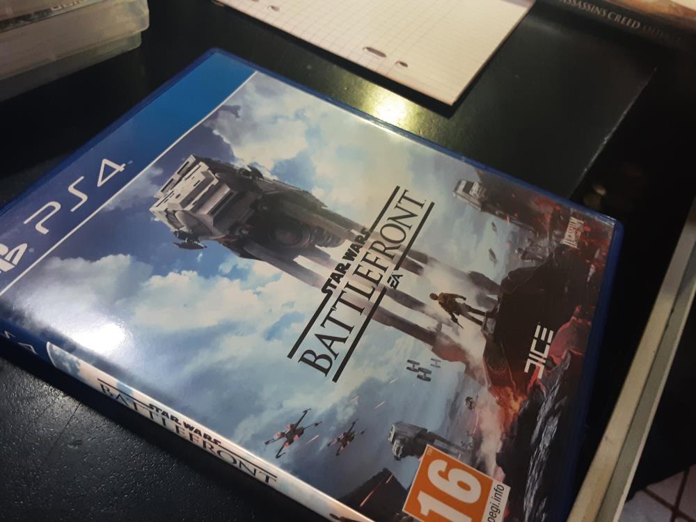 JEU PS4 STAR WARS BATTLEFRONT