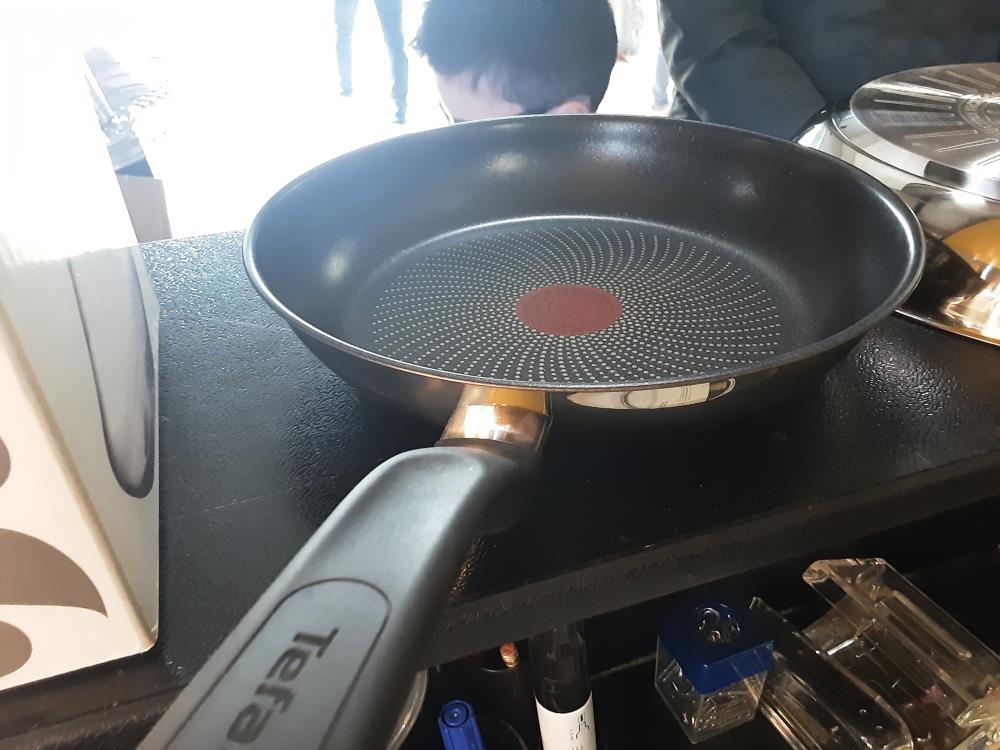 POELE TEFAL INDUCTION 19CM