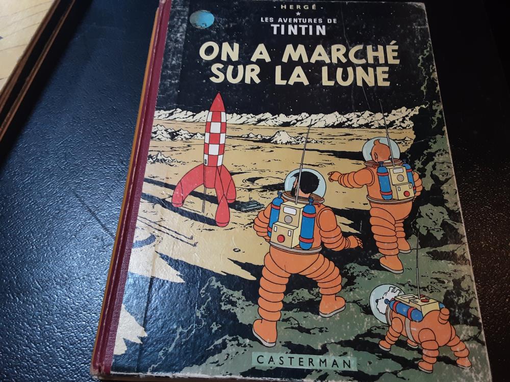 BD TINTIN ON A MARCHÉ SUR LA LUNE B23