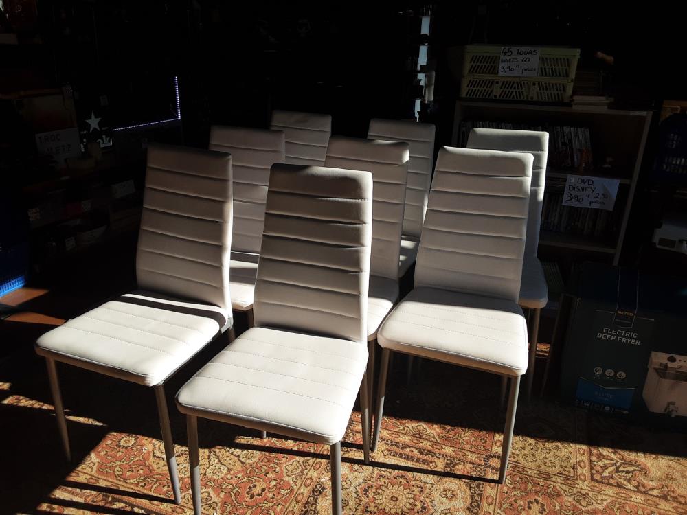 CHAISES SKAI BLANC 