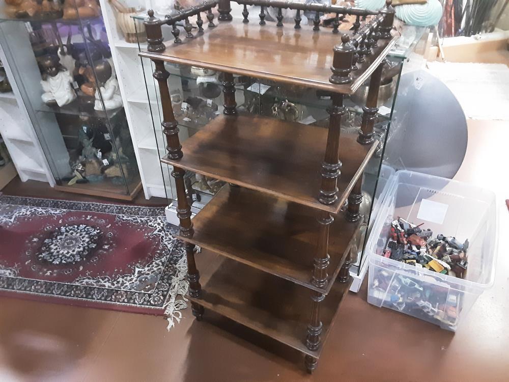 ETAGERE BOIS SCULPTÉ NOYER 4PL 