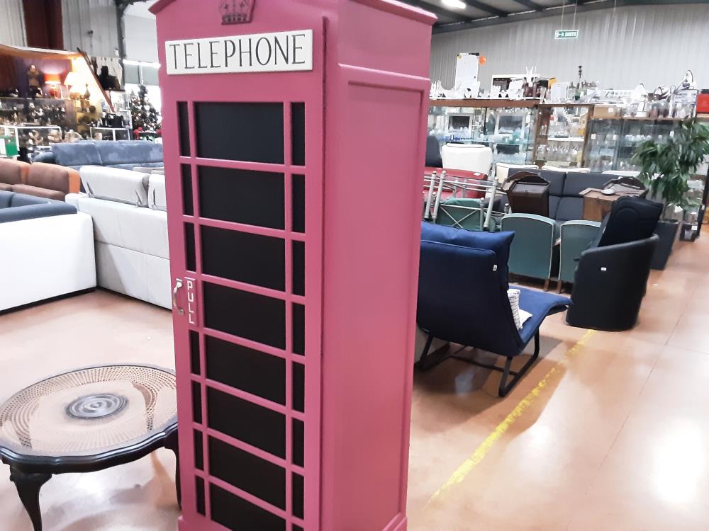 DRESSING CABINE TÉLÉPHONE ROSE 