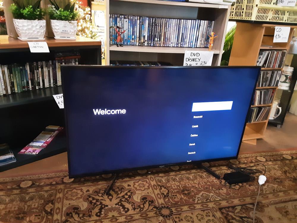 TELEVISION ANDROID TV SONY KD-49XF PRIX NEUF = 1200 EUROS