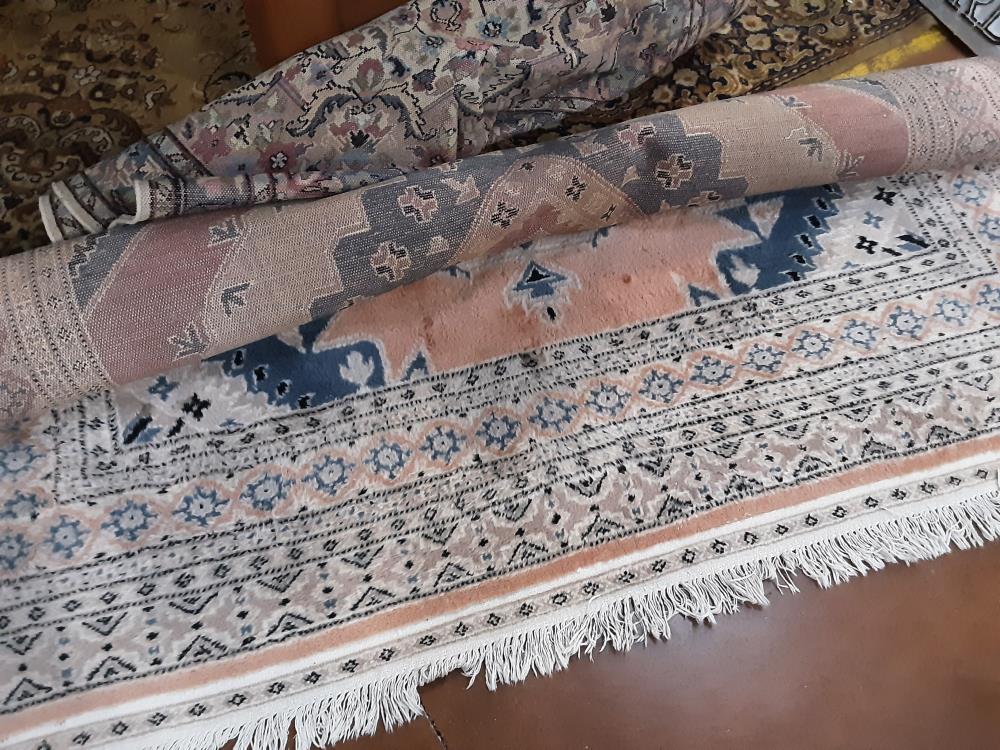 TAPIS LAINE ROSE BLEU FAIT MAIN 